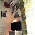 Oda ve Kahvaltı Domus Dei Cocchieri 3*