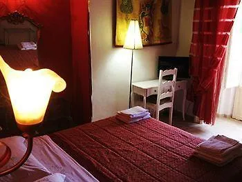 Frühstückspension Domus Dei Cocchieri 3*